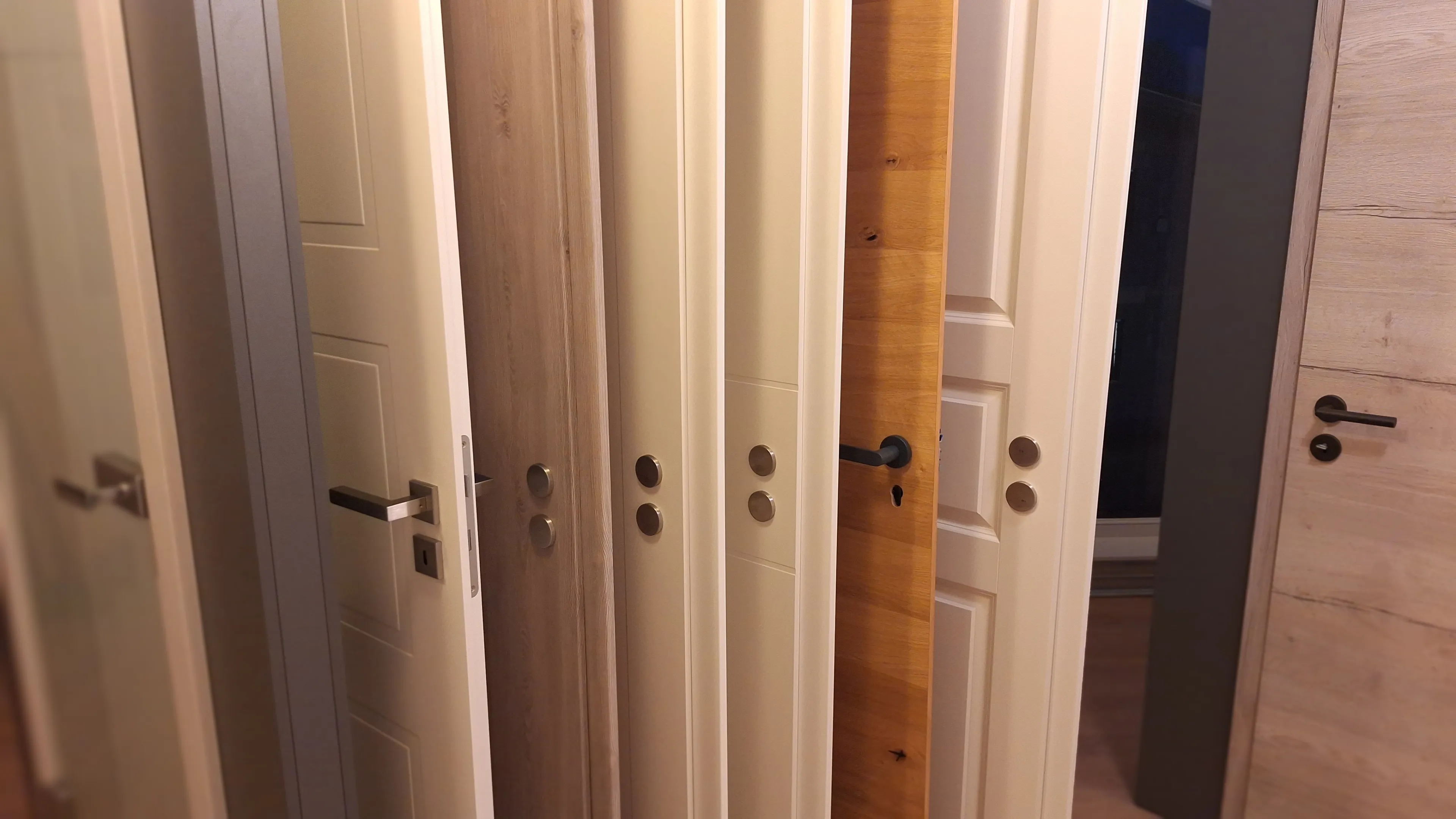 Innentüren Muster-Ausstellung-Türenstudio