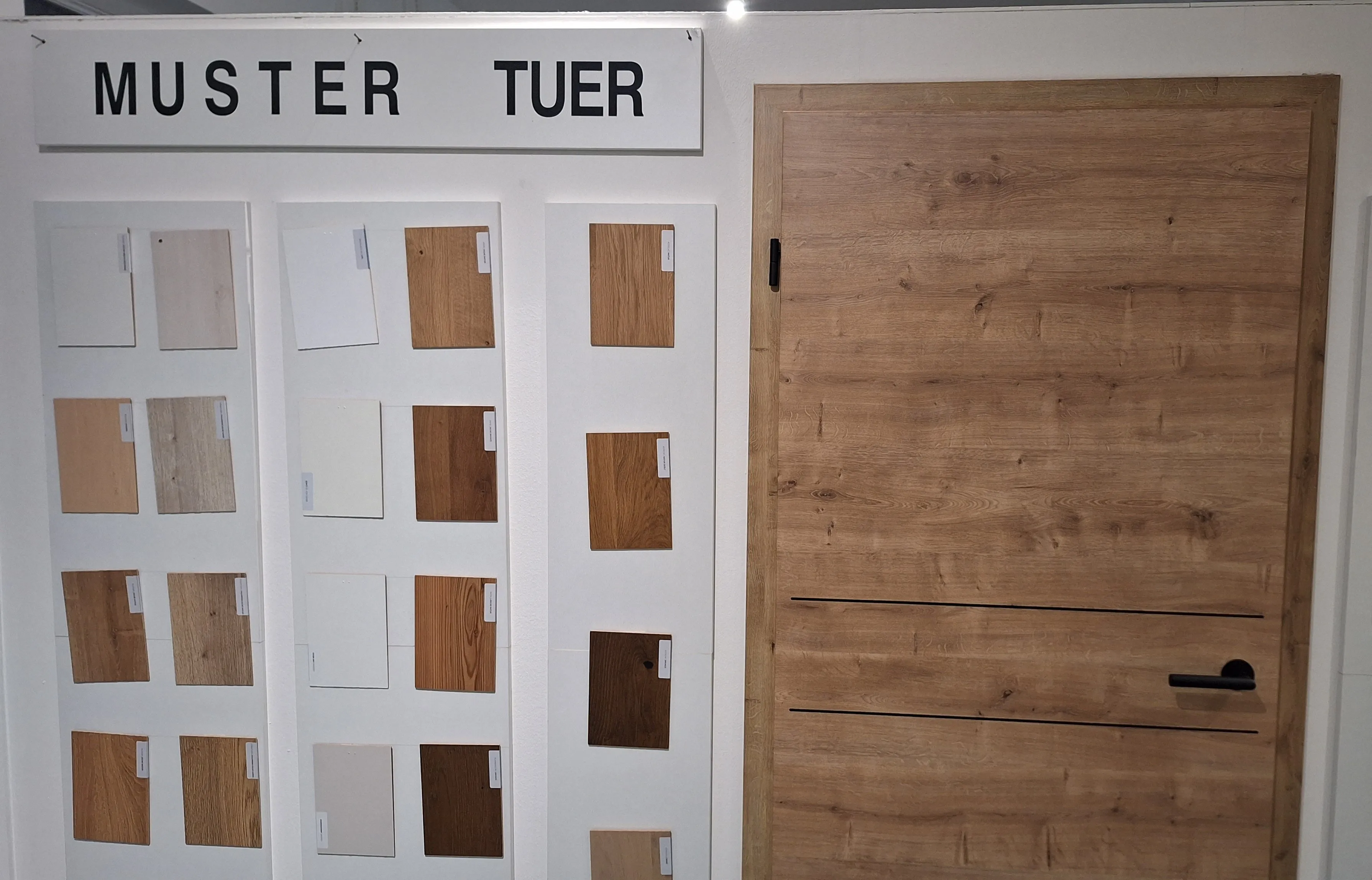 Lobo Türen Holztüren Blackmotiv Glastüren