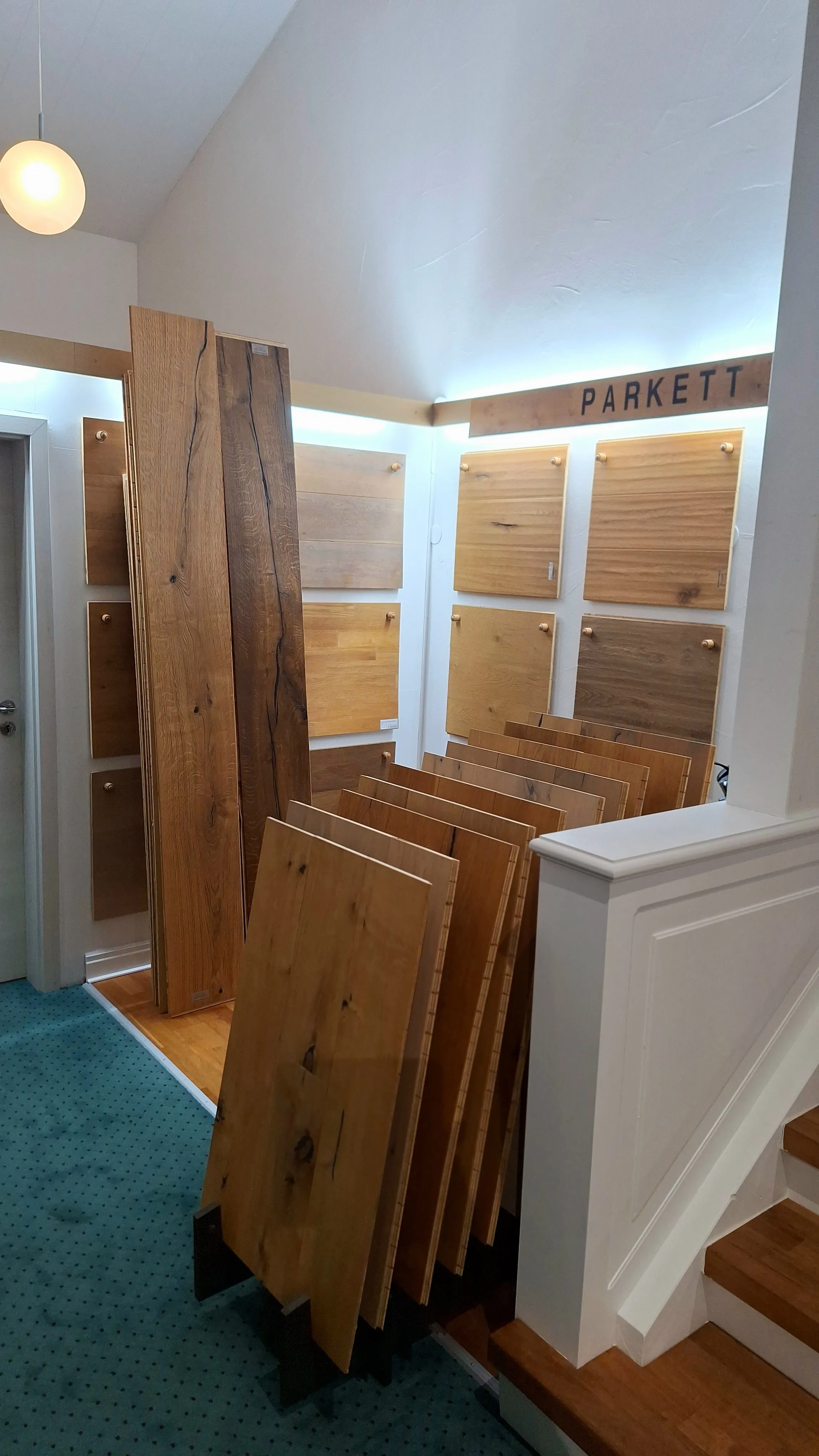 Parkett Echtholz Fertigparkett Ausstellung